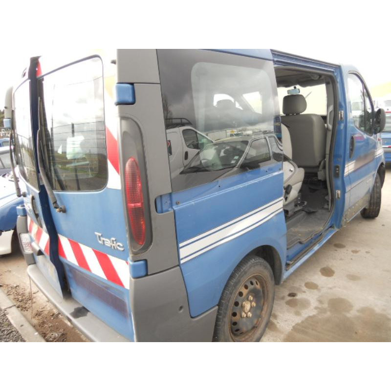 Etrier arriere droit (freinage) RENAULT TRAFIC 2 Photo n°6