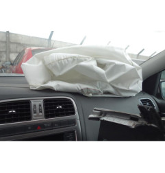 Etrier avant gauche (freinage) VOLKSWAGEN POLO 5