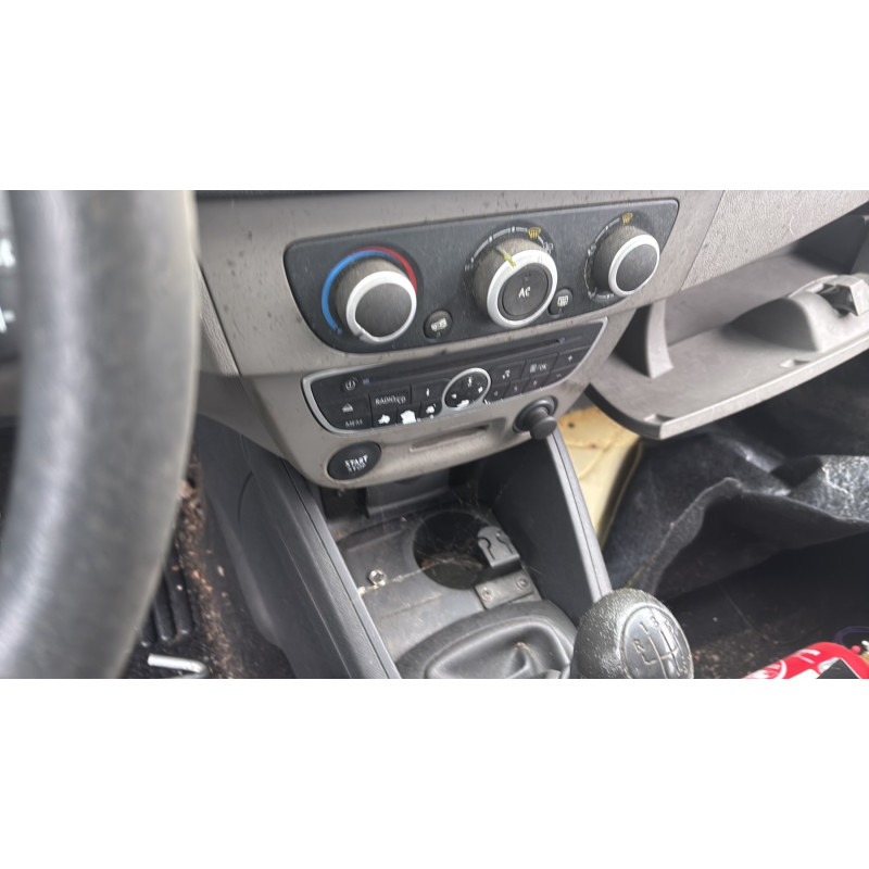 Trappe d'essence RENAULT MEGANE 3 Photo n°20