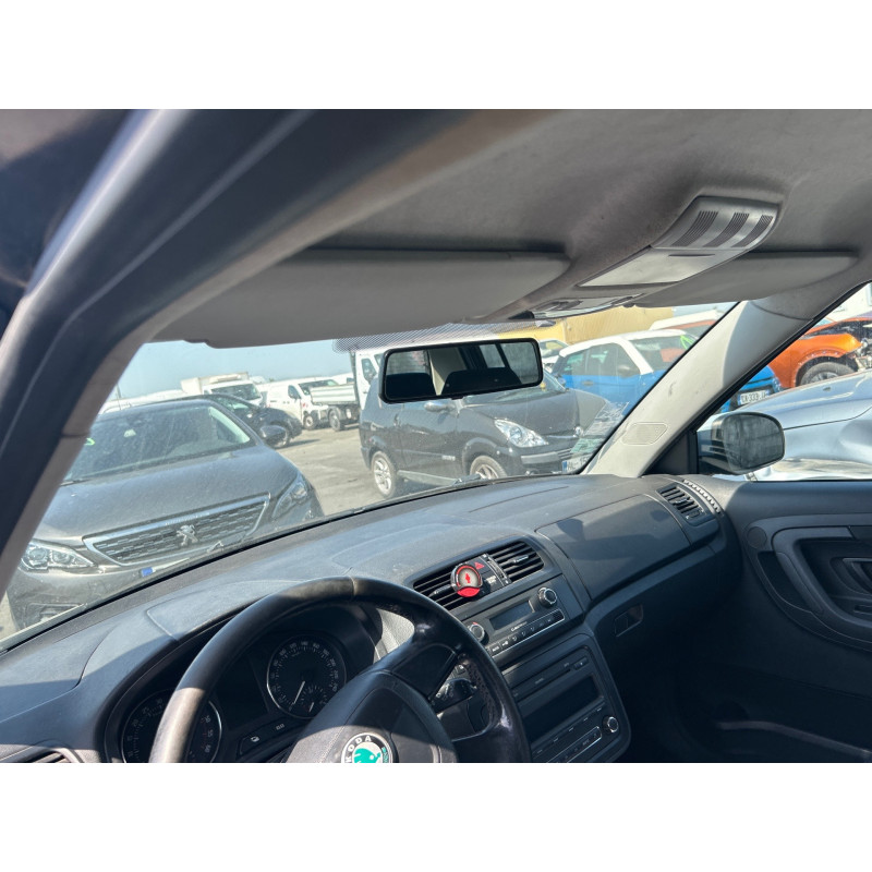 SKODA FABIA 2 PHASE 2 1.6 TDI - 16V TURBO Photo n°10