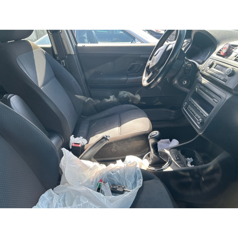 SKODA FABIA 2 PHASE 2 1.6 TDI - 16V TURBO Photo n°12