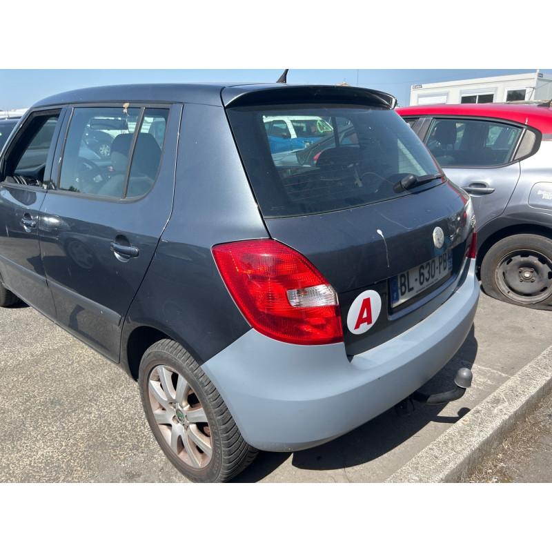 SKODA FABIA 2 PHASE 2 1.6 TDI - 16V TURBO Photo n°14