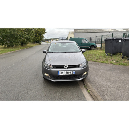VOLKSWAGEN POLO 5 PHASE 1 1.2i - 12V Photo n°1