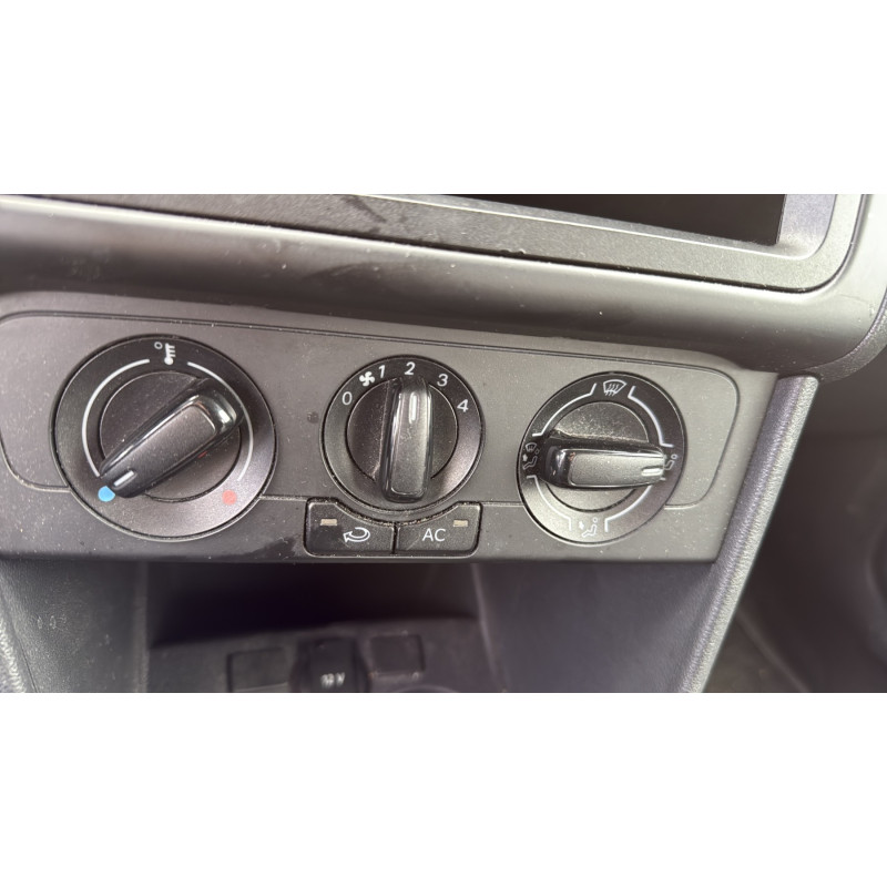 VOLKSWAGEN POLO 5 PHASE 1 1.2i - 12V Photo n°24