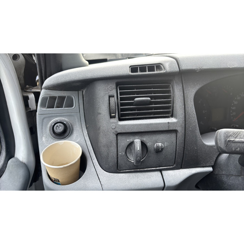 Feu arriere stop central FORD TRANSIT 4 Photo n°18