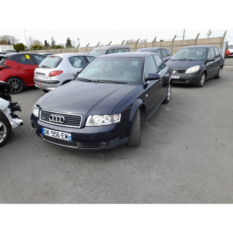 Vitre avant gauche AUDI A4 2 Photo n°3
