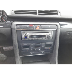 Vitre avant gauche AUDI A4 2