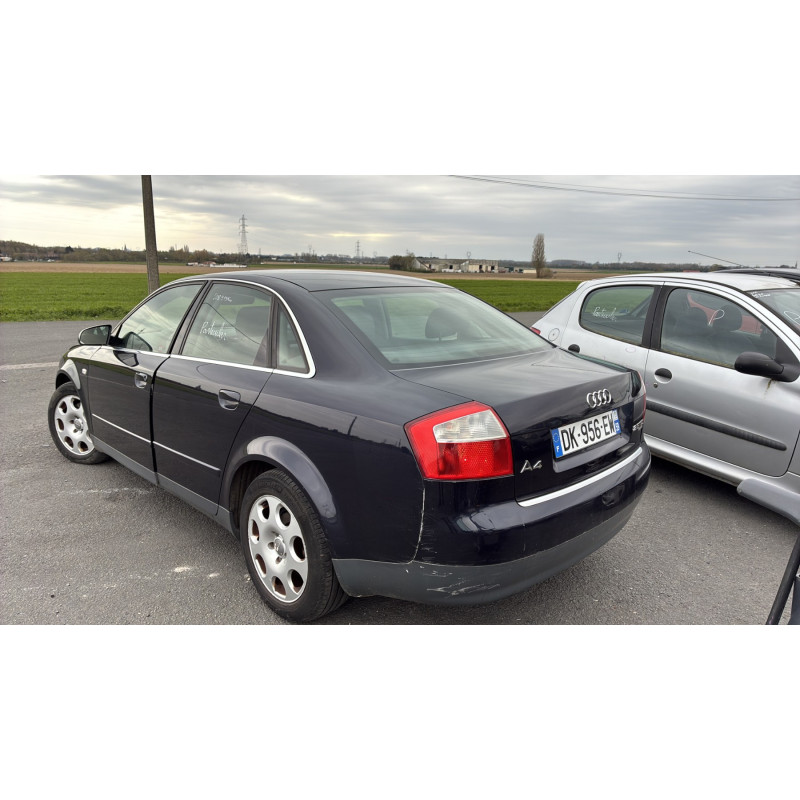Vitre avant gauche AUDI A4 2 Photo n°18