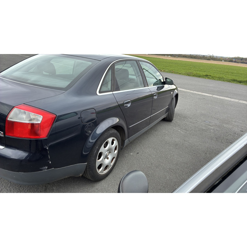 Vitre avant gauche AUDI A4 2 Photo n°20