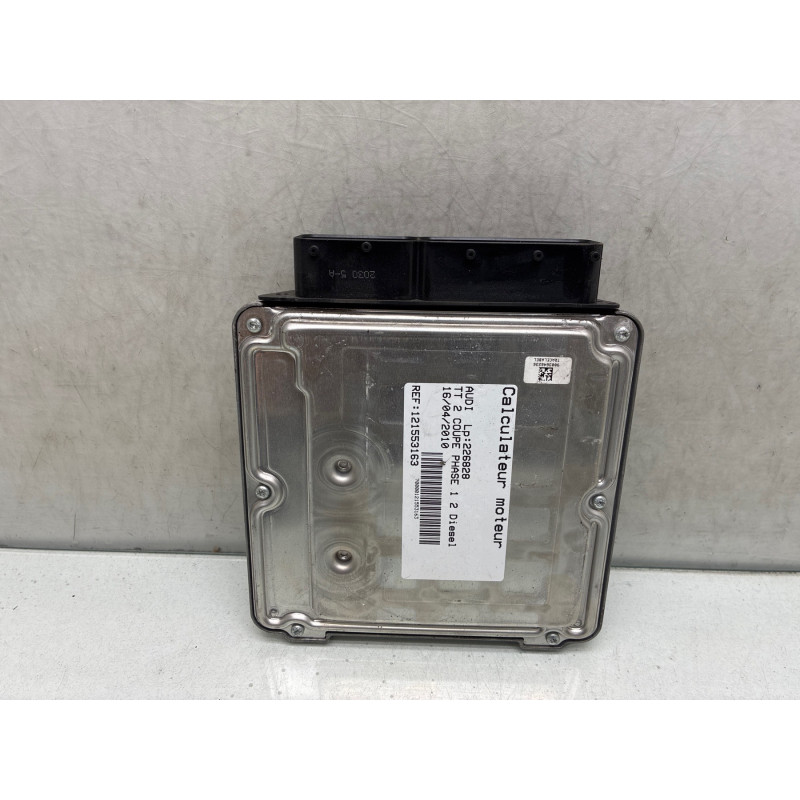 Calculateur moteur AUDI TT 2 Photo n°1