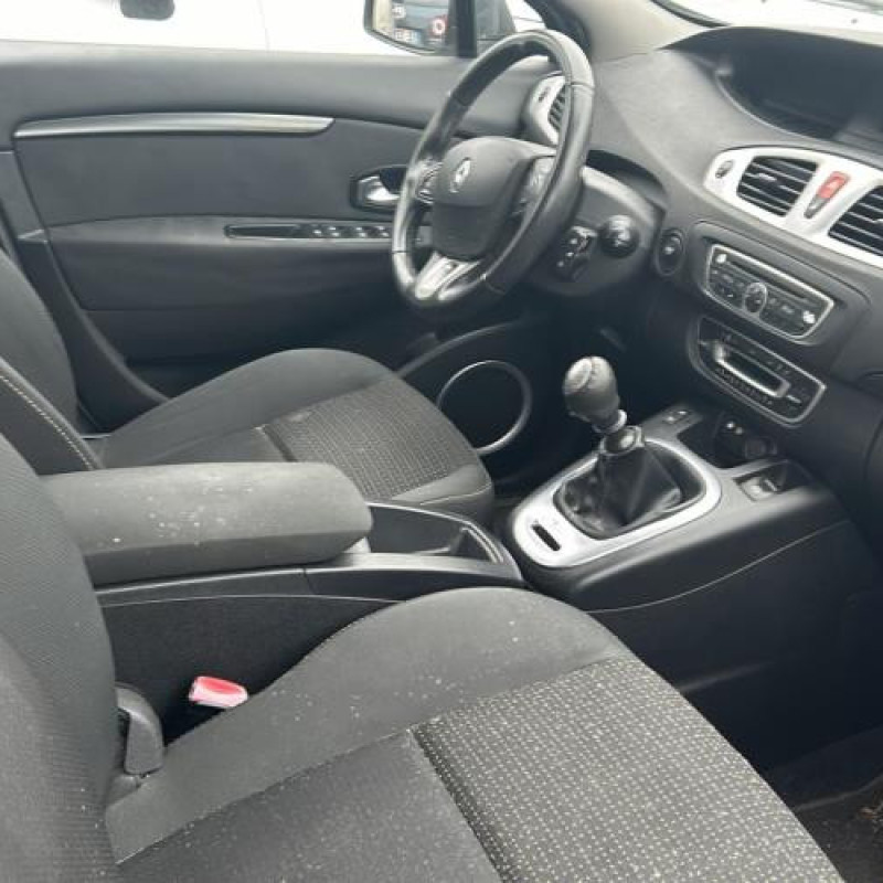 Compteur RENAULT GRAND SCENIC 3 Photo n°15