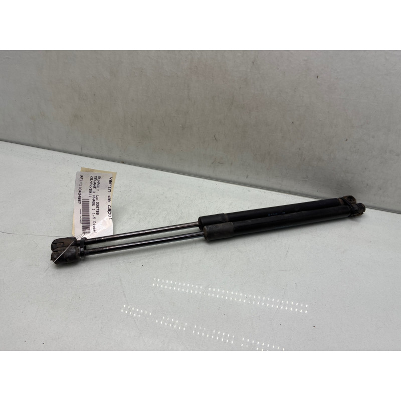 Verin de capot RENAULT MEGANE 3 Photo n°4