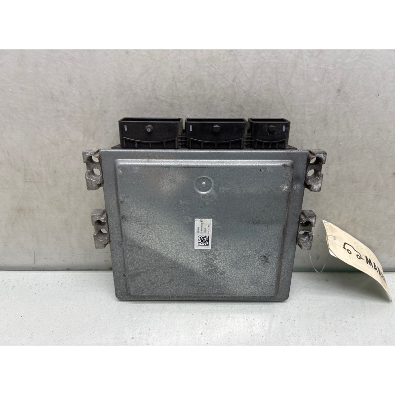 Calculateur moteur RENAULT MEGANE 3 Photo n°4