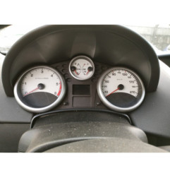 Vitre avant gauche PEUGEOT 207