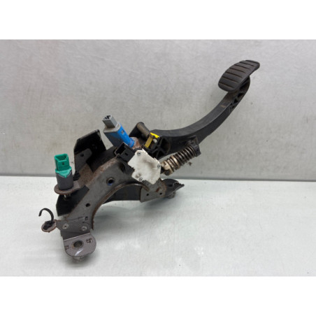 Pedale d'embrayage RENAULT GRAND SCENIC 3 Photo n°1