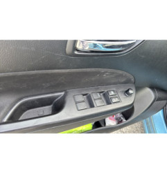 Boitier air bag SUZUKI SWIFT 4