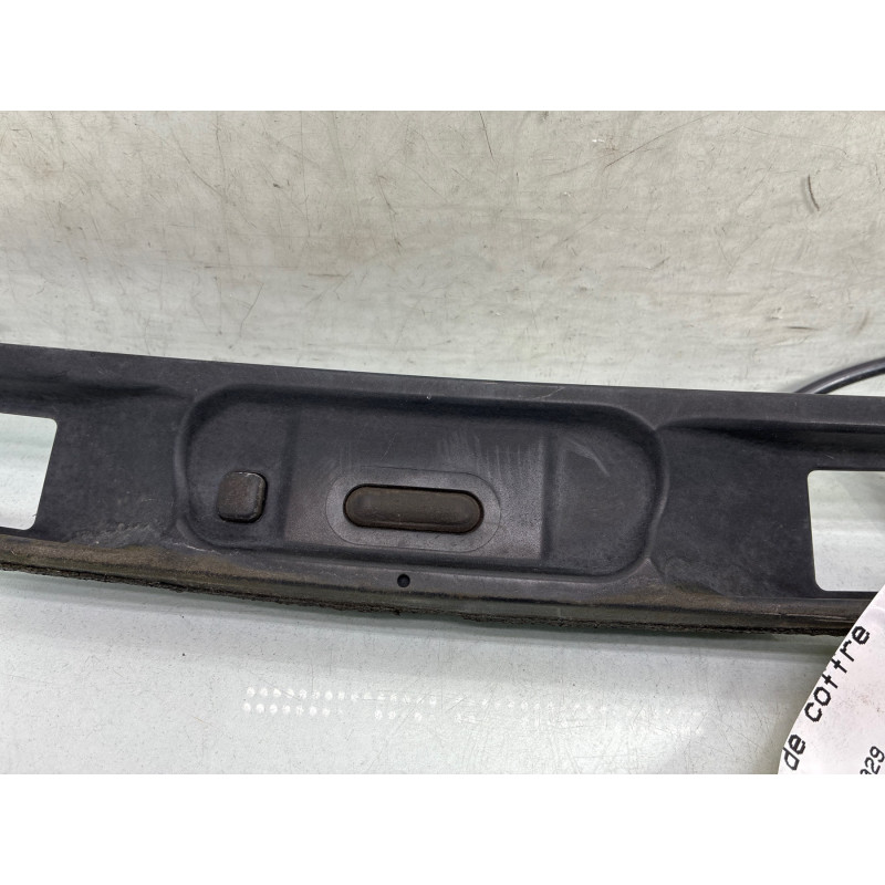 Bouton de coffre SUZUKI SWIFT 4 Photo n°3