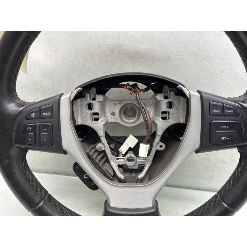 Volant SUZUKI SWIFT 4 Photo n°2