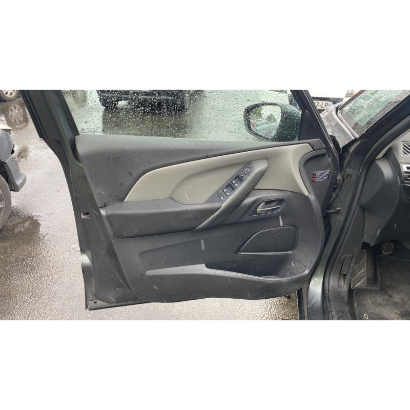 Malle/Hayon arriere CITROEN C4 PICASSO 2 Photo n°17