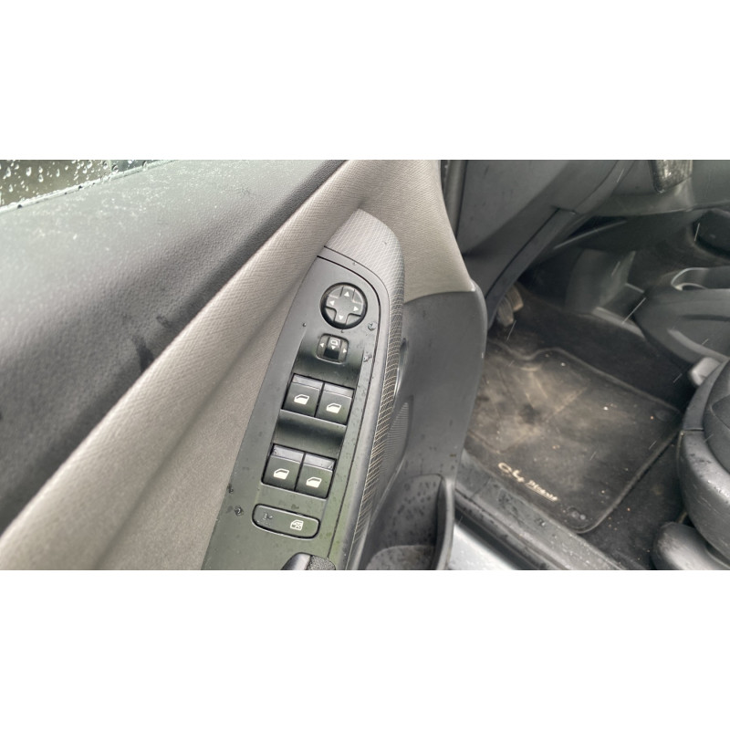 Malle/Hayon arriere CITROEN C4 PICASSO 2 Photo n°18