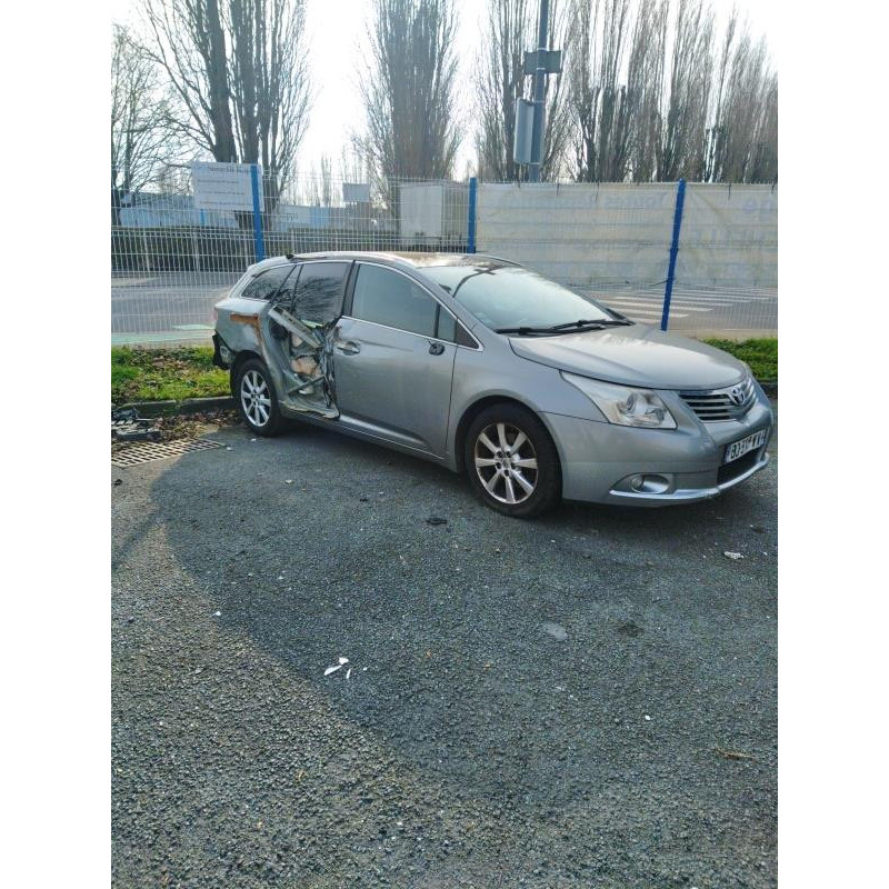 Compteur TOYOTA AVENSIS 3 Photo n°10