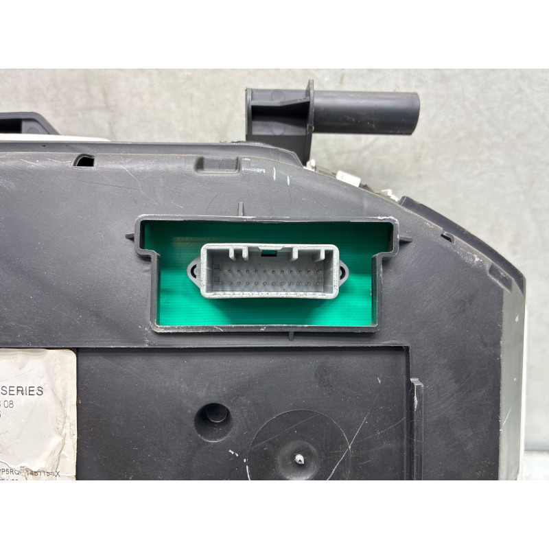 Compteur RENAULT CLIO 3 Photo n°1