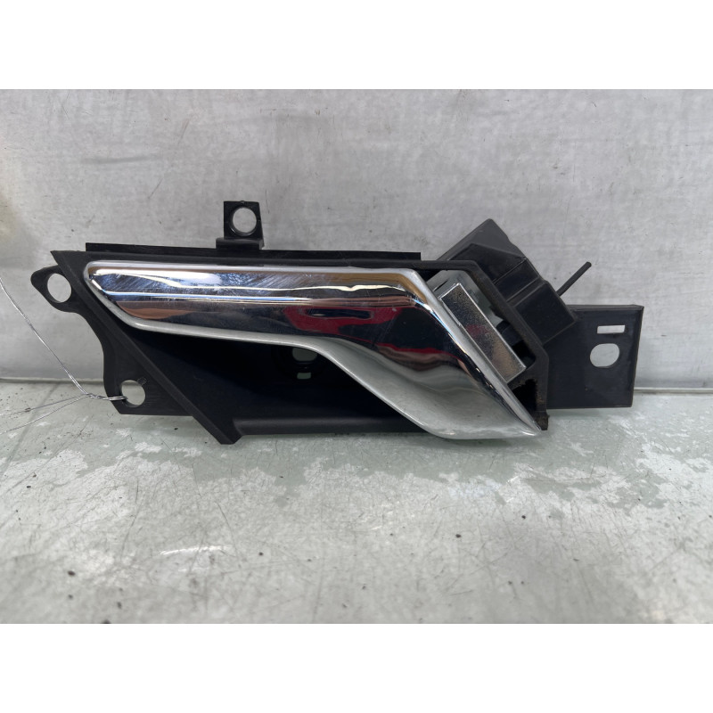 Poignee interieur arriere gauche OPEL ANTARA Photo n°1