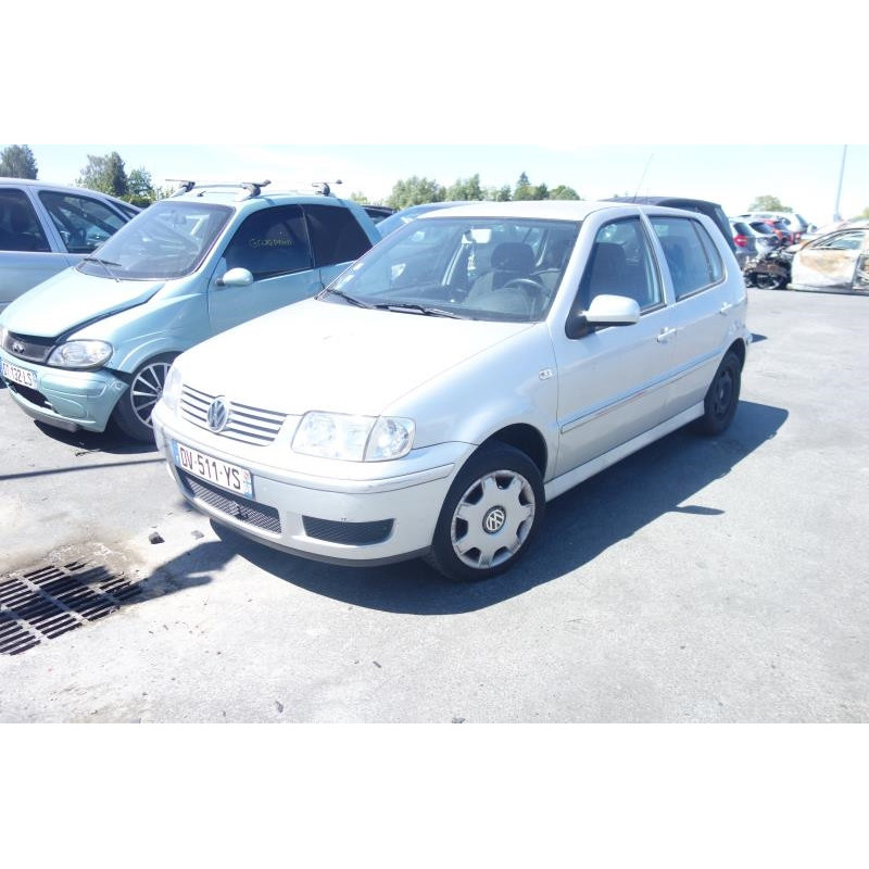 Etrier avant droit (freinage) VOLKSWAGEN POLO 3 Photo n°4