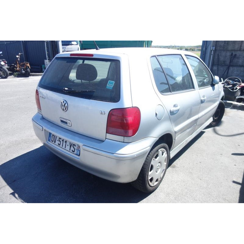 Etrier avant droit (freinage) VOLKSWAGEN POLO 3 Photo n°6