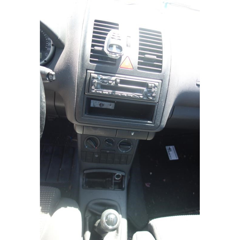 Etrier avant droit (freinage) VOLKSWAGEN POLO 3 Photo n°12