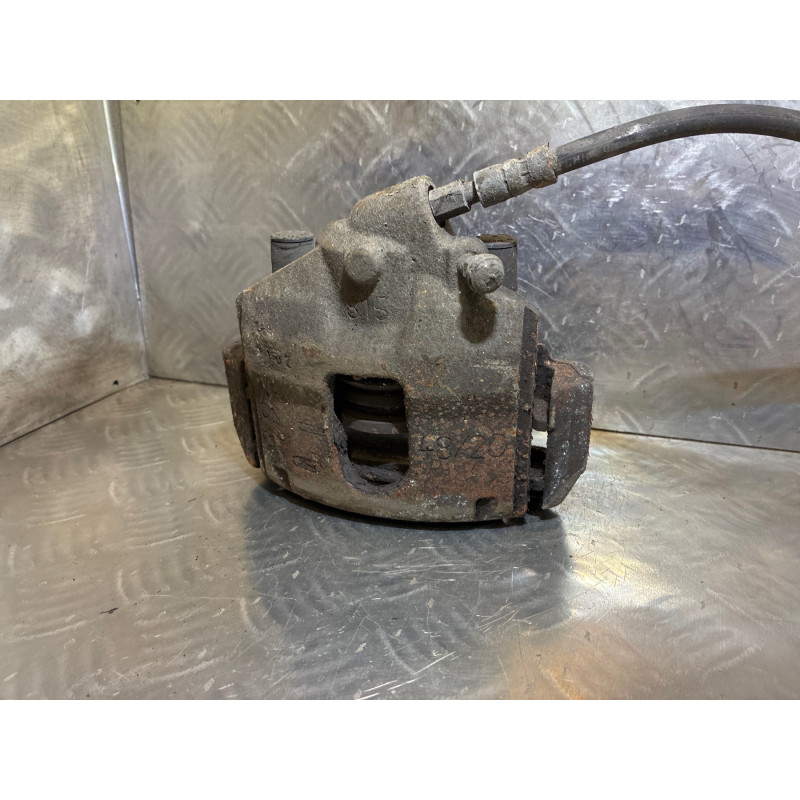 Etrier avant gauche (freinage) FORD KA 1 Photo n°3