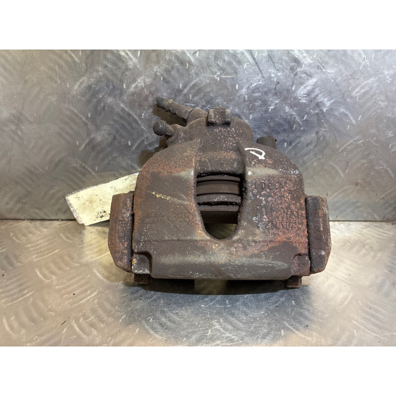 Etrier avant droit (freinage) RENAULT GRAND SCENIC 2 Photo n°1