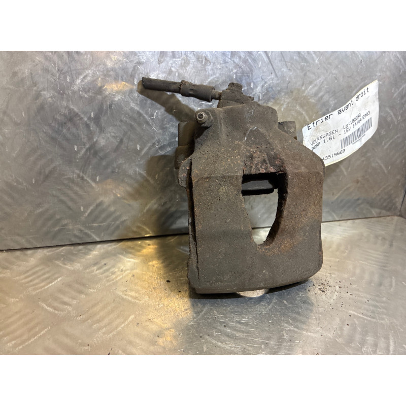 Etrier avant droit (freinage) VOLKSWAGEN BORA Photo n°2