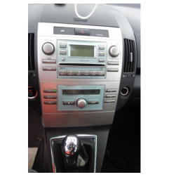 Etrier avant gauche (freinage) TOYOTA COROLLA VERSO 2