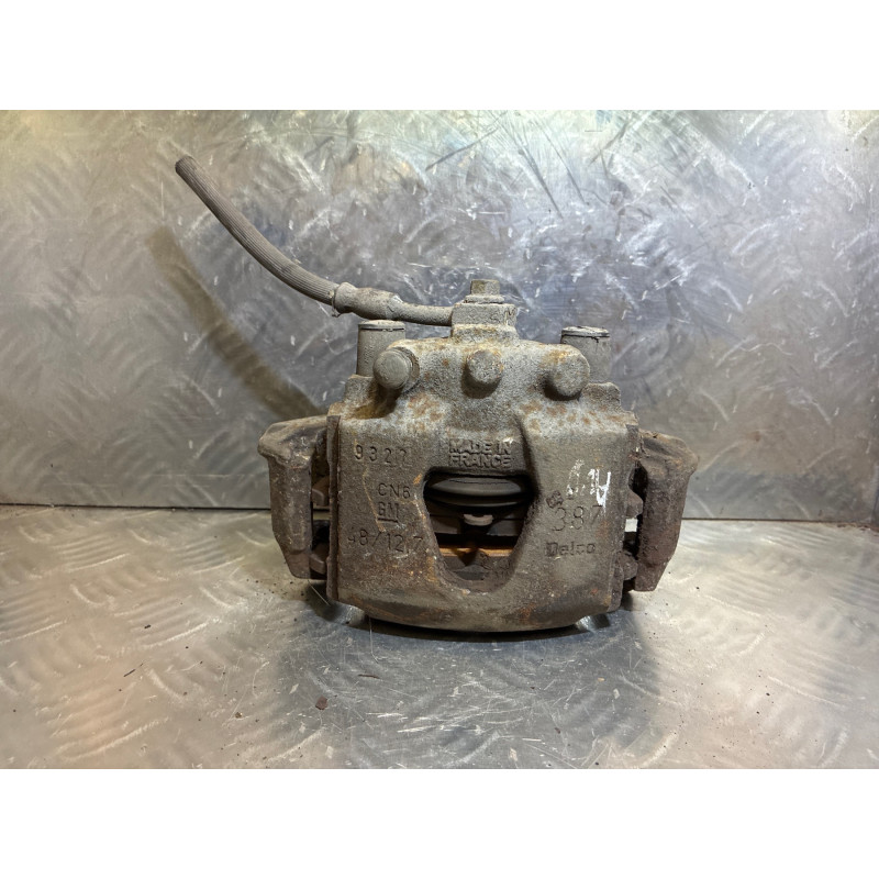 Etrier avant droit (freinage) OPEL CORSA B Photo n°2