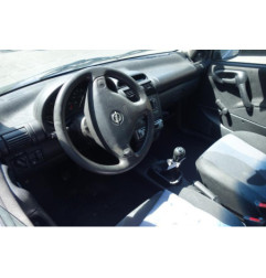 Etrier avant gauche (freinage) OPEL CORSA B