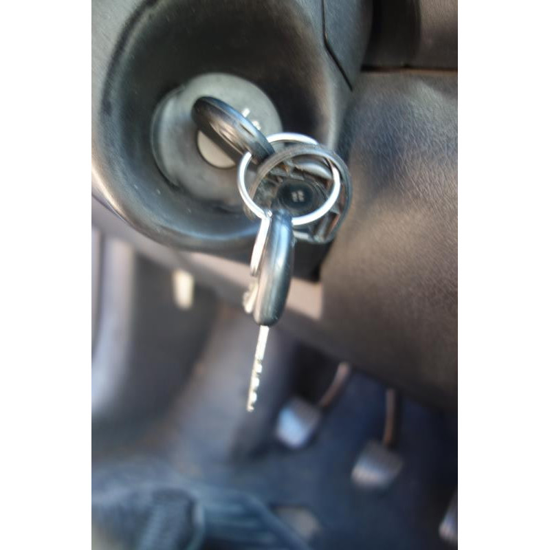 Etrier avant gauche (freinage) OPEL CORSA B Photo n°11