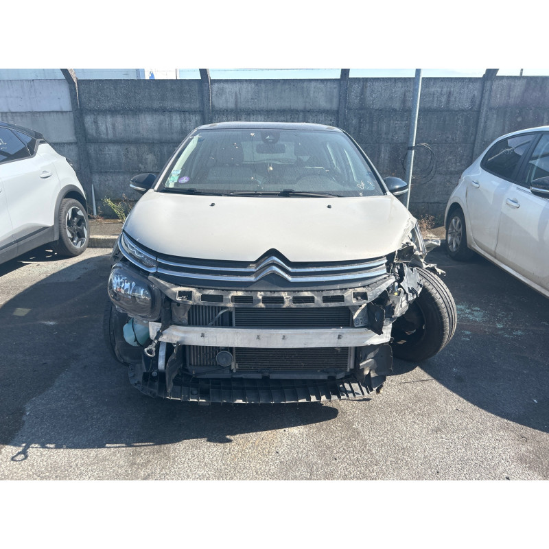 CITROEN C3 3 PHASE 1 1.2 PURETECH - 12V TURBO Photo n°19