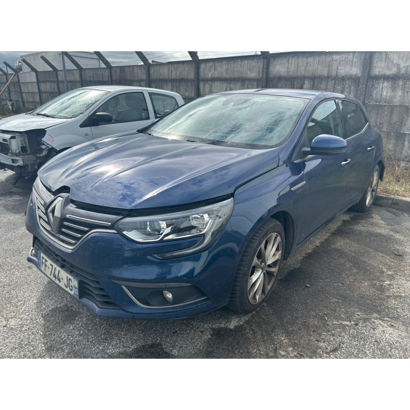 RENAULT MEGANE 4 PHASE 1 1.5 BLUE DCI - 8V TURBO Photo n°10