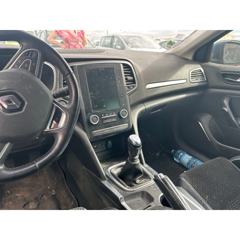 RENAULT MEGANE 4 PHASE 1 1.5 BLUE DCI - 8V TURBO Photo n°22