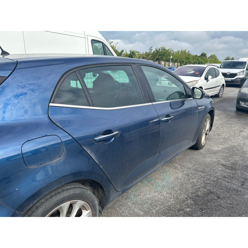 RENAULT MEGANE 4 PHASE 1 1.5 BLUE DCI - 8V TURBO Photo n°23
