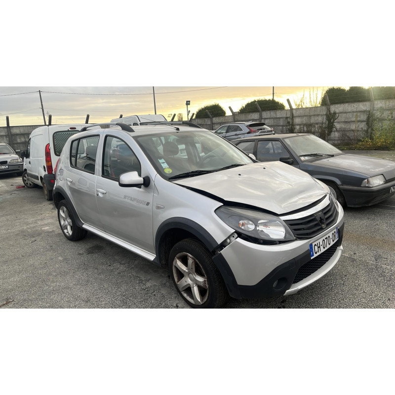 Compresseur clim DACIA SANDERO 1 Photo n°11