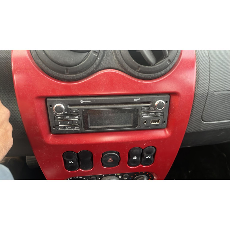 Compresseur clim DACIA SANDERO 1 Photo n°13