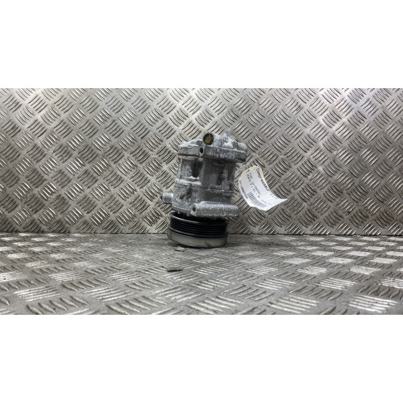 Compresseur clim FIAT PUNTO 3 Photo n°1