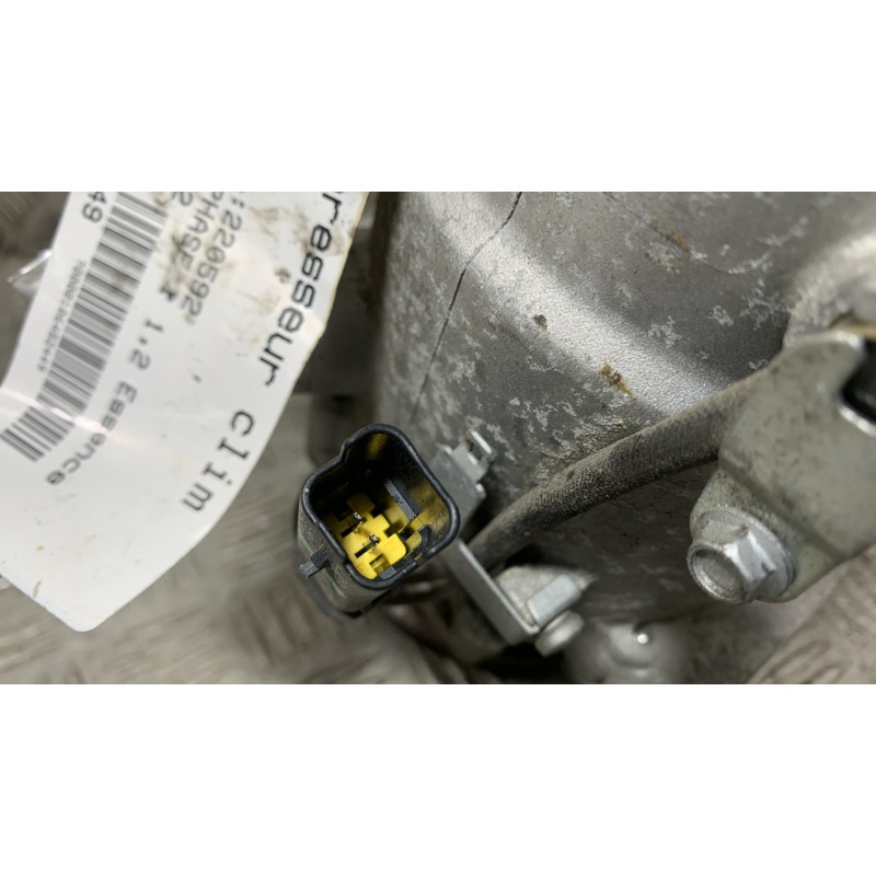 Compresseur clim OPEL CORSA F Photo n°3