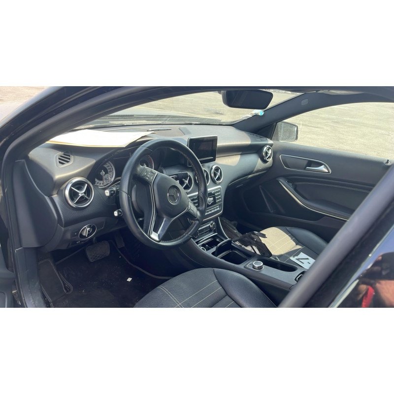 Compresseur clim MERCEDES CLASSE A 176 Photo n°11