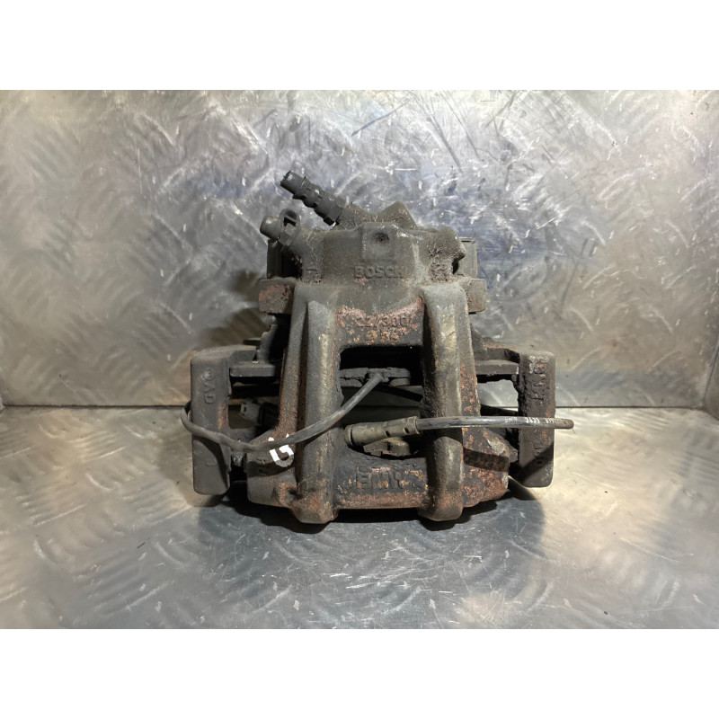 Etrier avant gauche (freinage) BMW SERIE 1 F20 Photo n°3