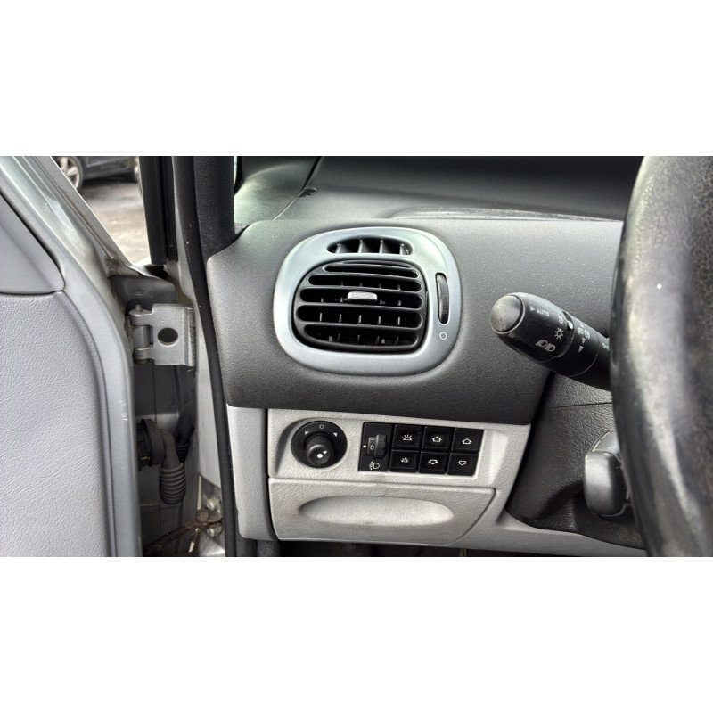 Moto ventilateur radiateur CITROEN XSARA PICASSO Photo n°10
