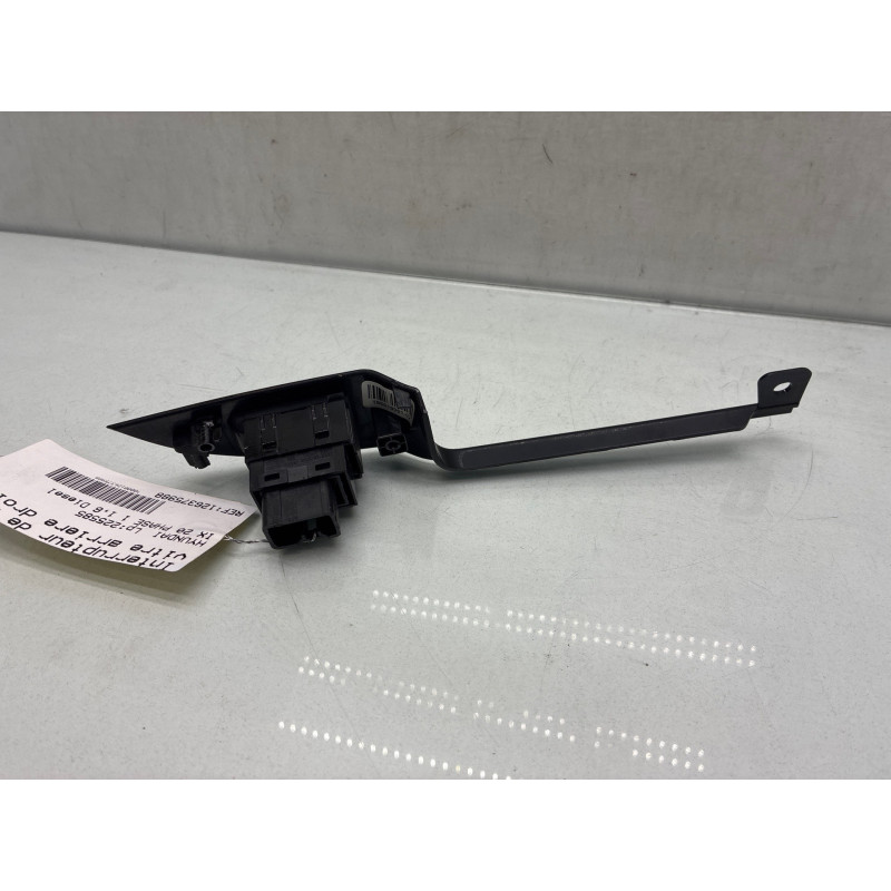 Interrupteur de leve vitre arriere droit HYUNDAI IX 20 Photo n°4
