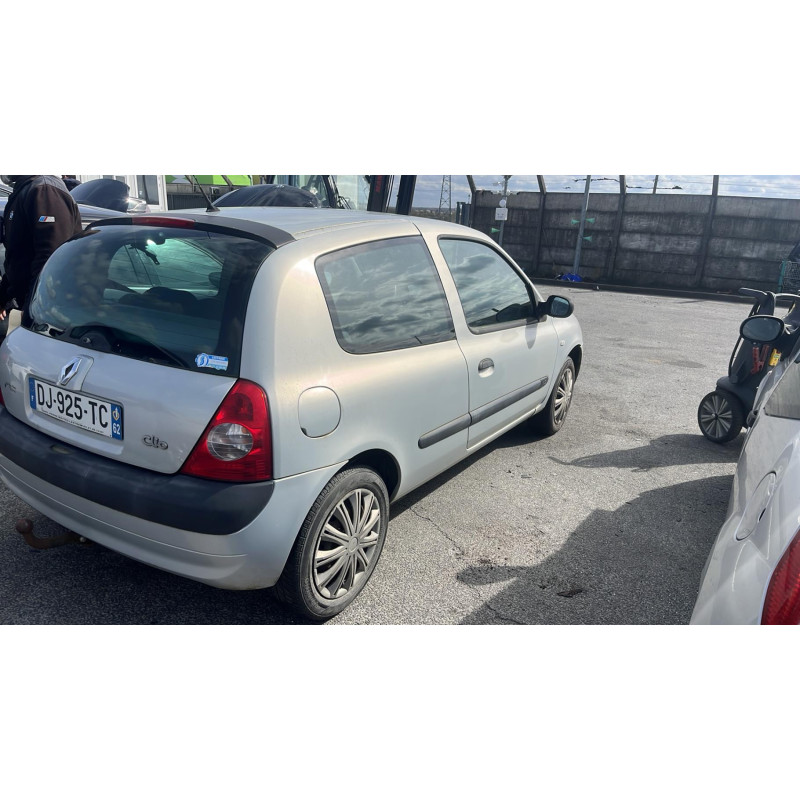 Feu arriere principal droit (feux) RENAULT CLIO 2 Photo n°5